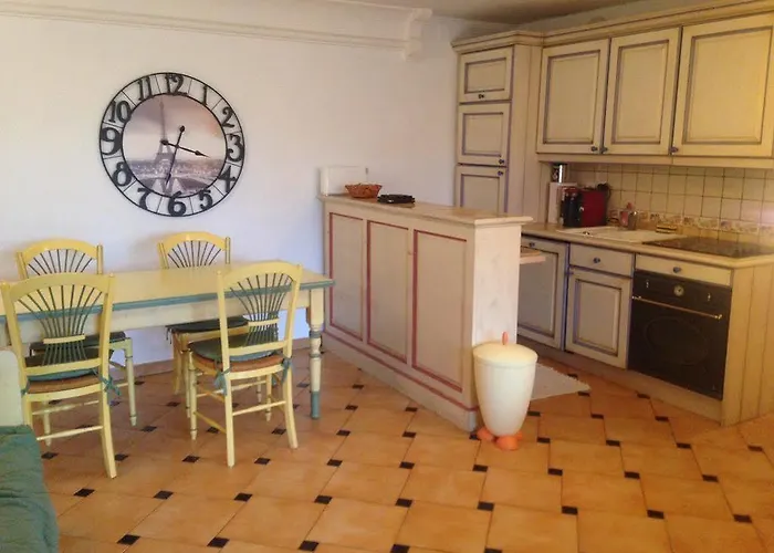 Lagrange Port-marine Апарт-готель