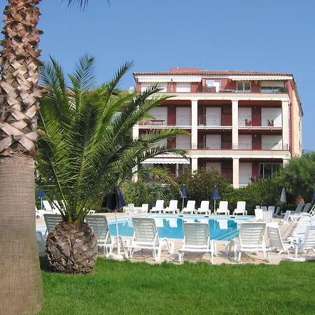 Lagrange Port-marine Lejlighedshotel