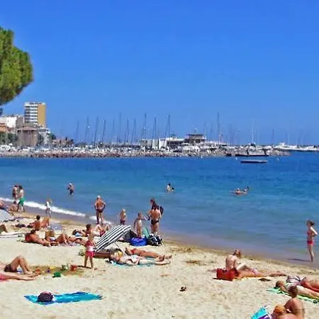 Lagrange Port-marine Lejlighedshotel 4*