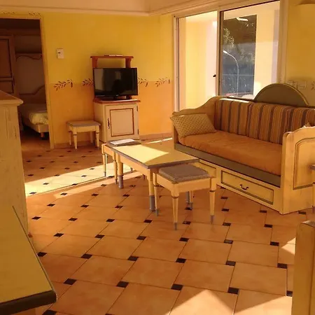 Lagrange Port-marine Lejlighedshotel 4*
