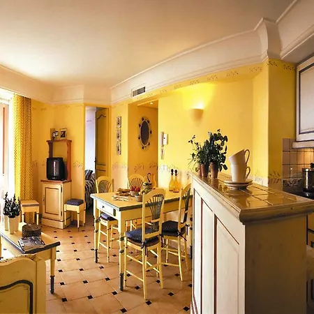 Lagrange Port-marine Lejlighedshotel 4*