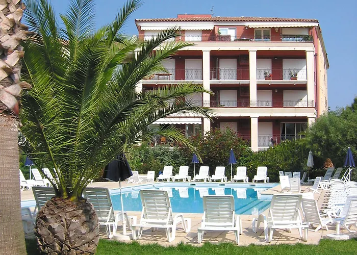 Aparthotel Lagrange Port-marine 4*