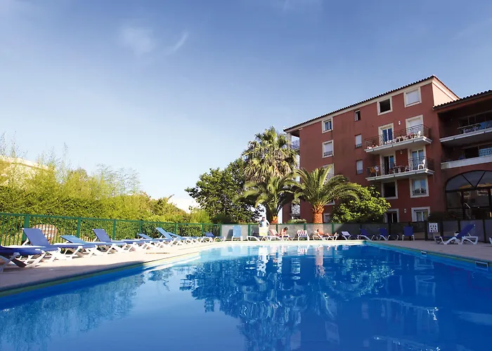 Aparthotel Lagrange Port-marine 4*