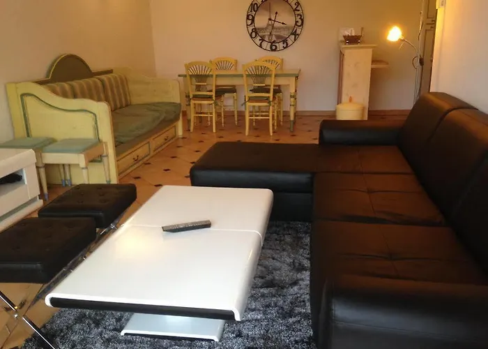 Lagrange Port-marine 4*