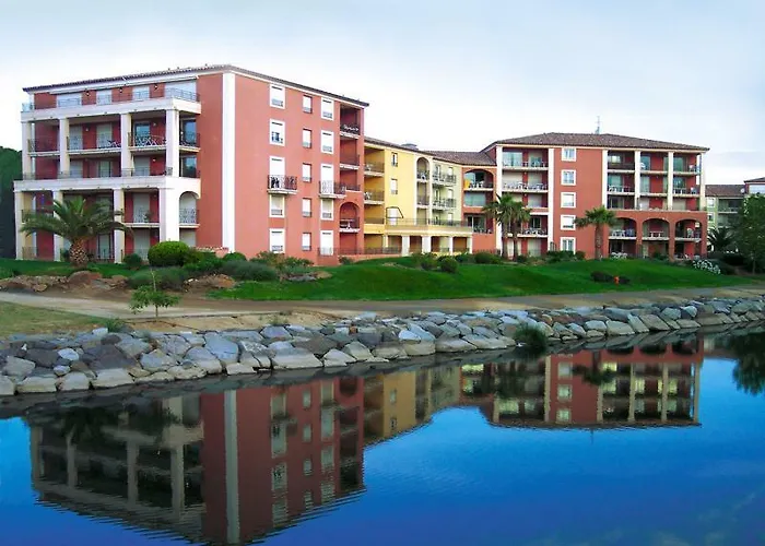 Appart hôtel Lagrange Port-marine 4*