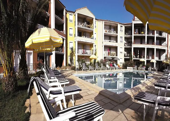 Lagrange Port-marine Appart hôtel Sainte-Maxime